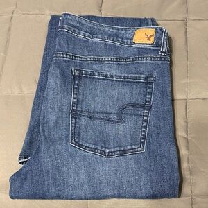 American Eagle 🦅 Hi-Rise Artist jeans. 18 long